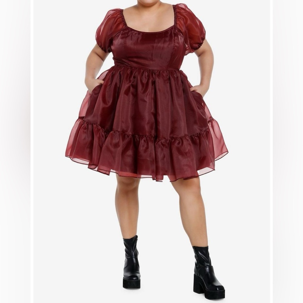 Cosmic aura burgundy organza puff sleeve babydoll style dress nwot